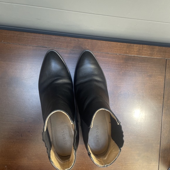 Eva Everyday Chelsea Boot Black – Nisolo NISOLO Eva Everyday Soft Sustainable Black Leather  Boot Memory Foam Sz 9.5